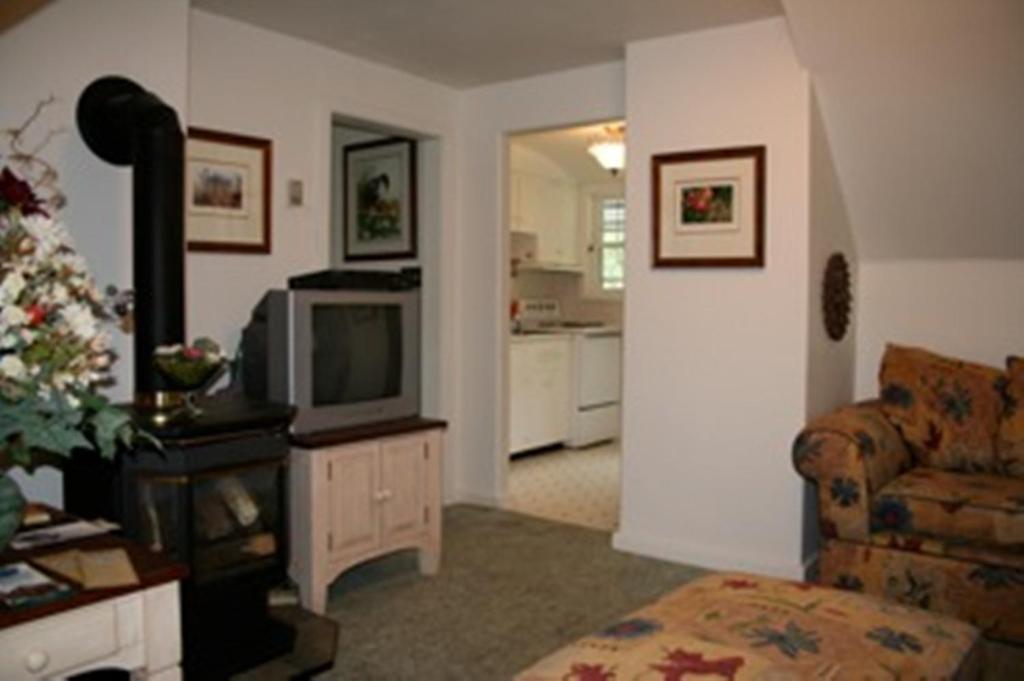 Burley's Executive Garden